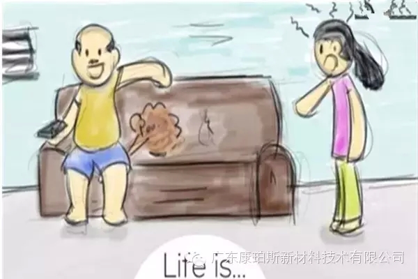 人生就是。。。 妻子已經(jīng)發(fā)火，你卻肆無(wú)忌憚地放屁“排毒氣”